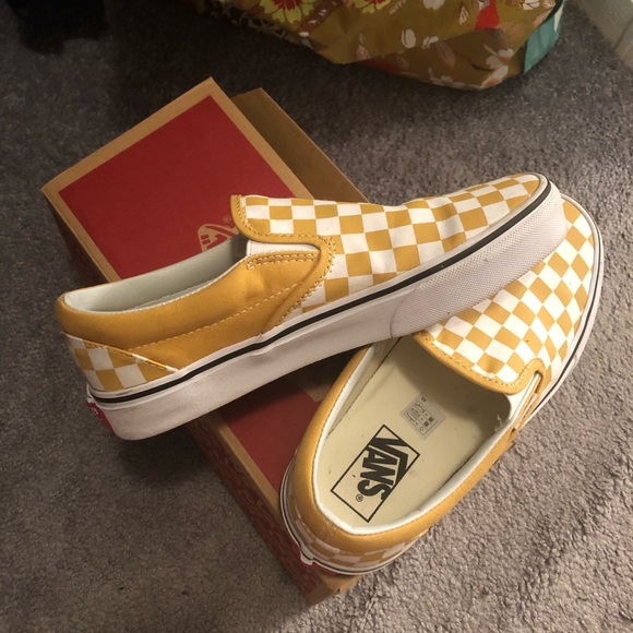 vans ochre checkerboard